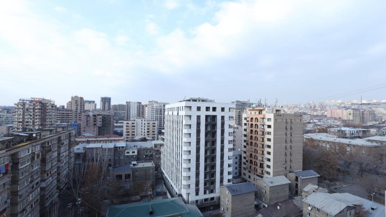 Stay Inn-Apartments On Koghbatsi 16 Erivan Dış mekan fotoğraf