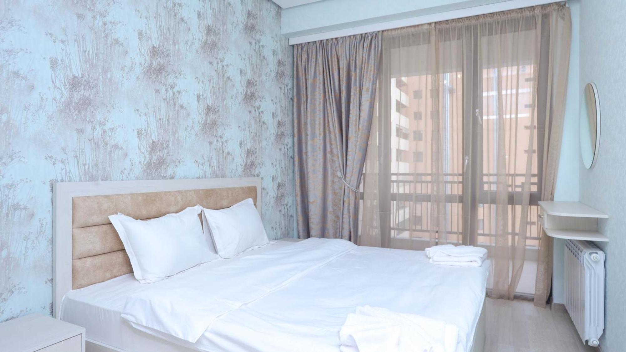 Stay Inn-Apartments On Koghbatsi 16 Erivan Dış mekan fotoğraf
