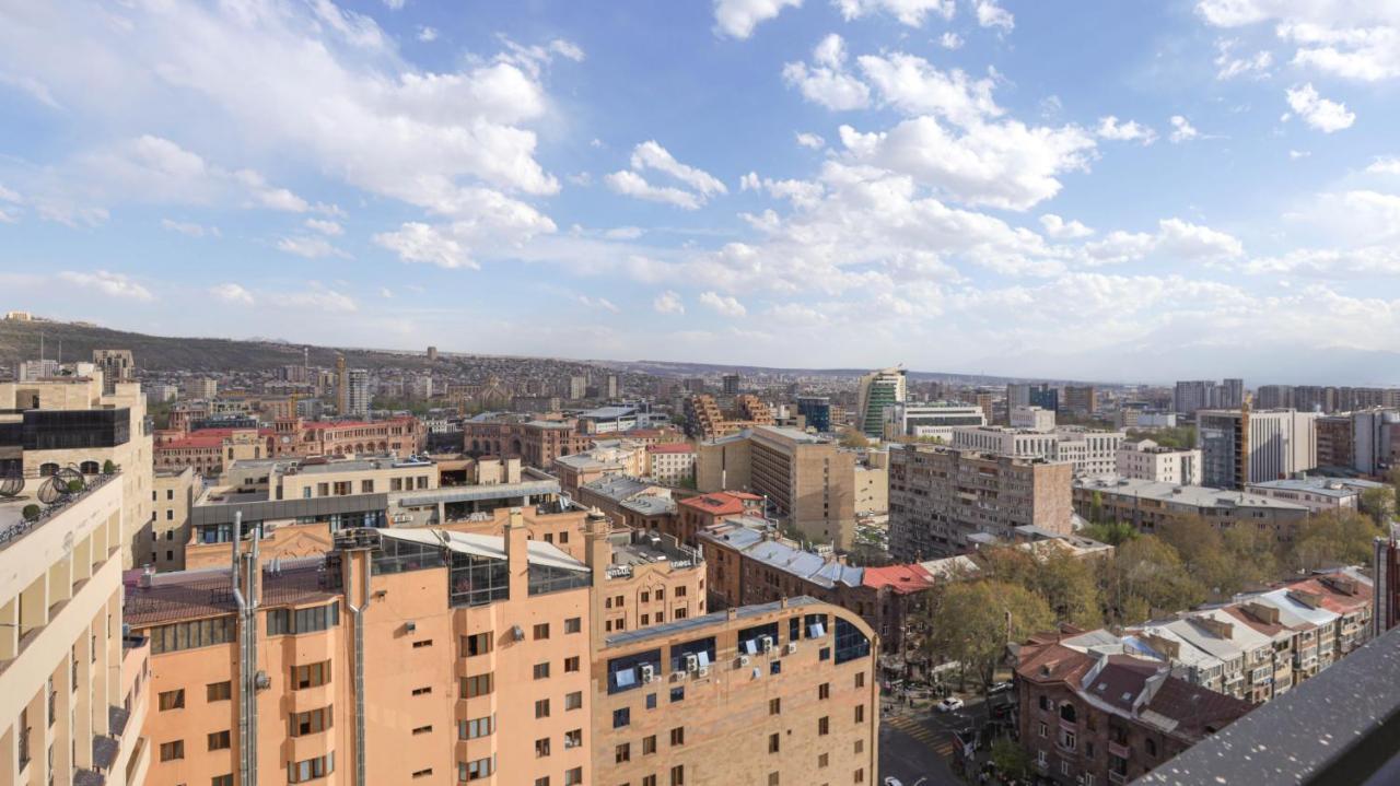 Stay Inn-Apartments On Koghbatsi 16 Erivan Dış mekan fotoğraf