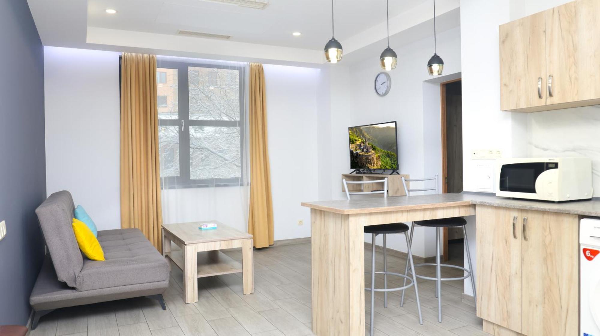Stay Inn-Apartments On Koghbatsi 16 Erivan Dış mekan fotoğraf