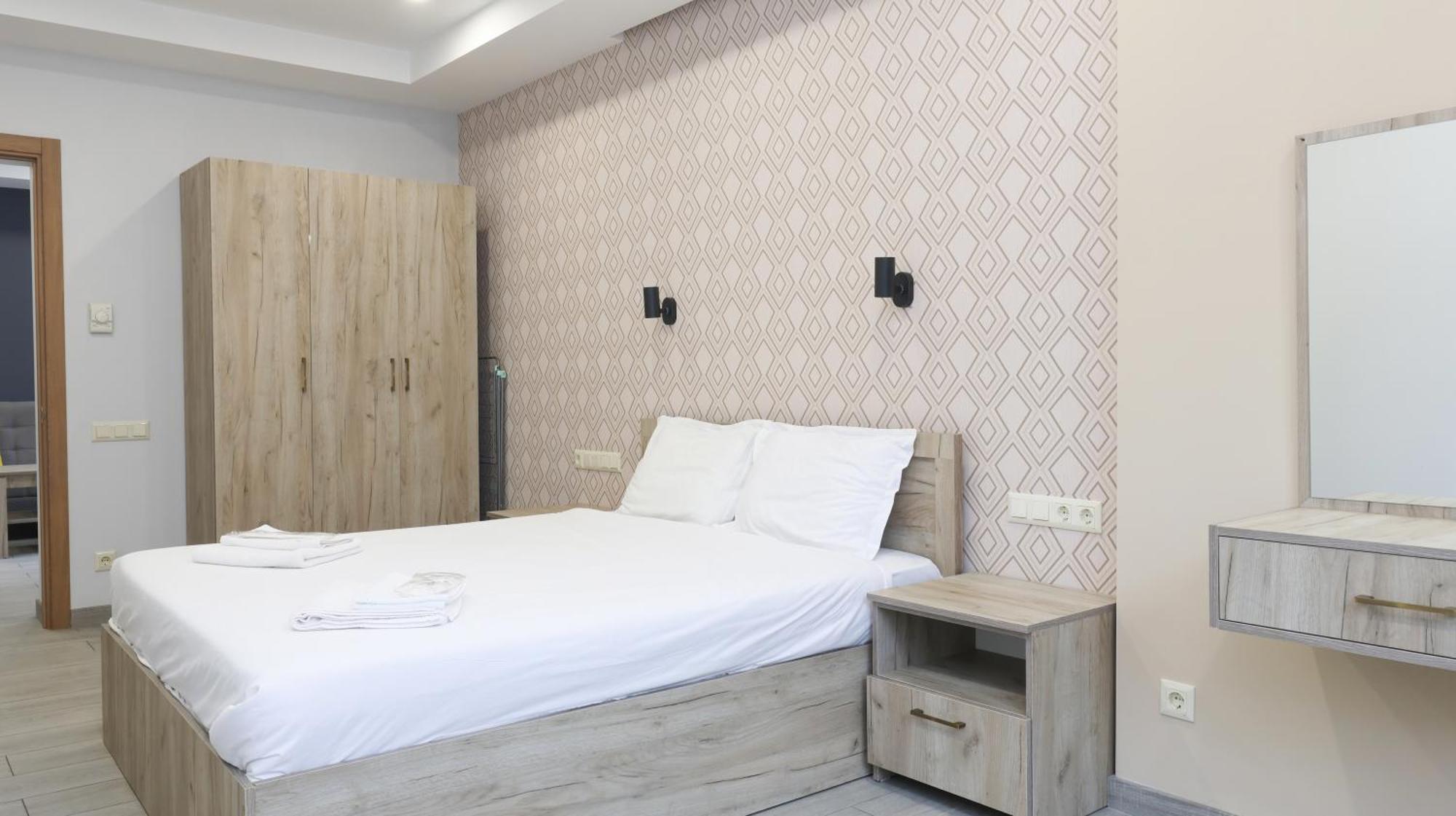 Stay Inn-Apartments On Koghbatsi 16 Erivan Dış mekan fotoğraf
