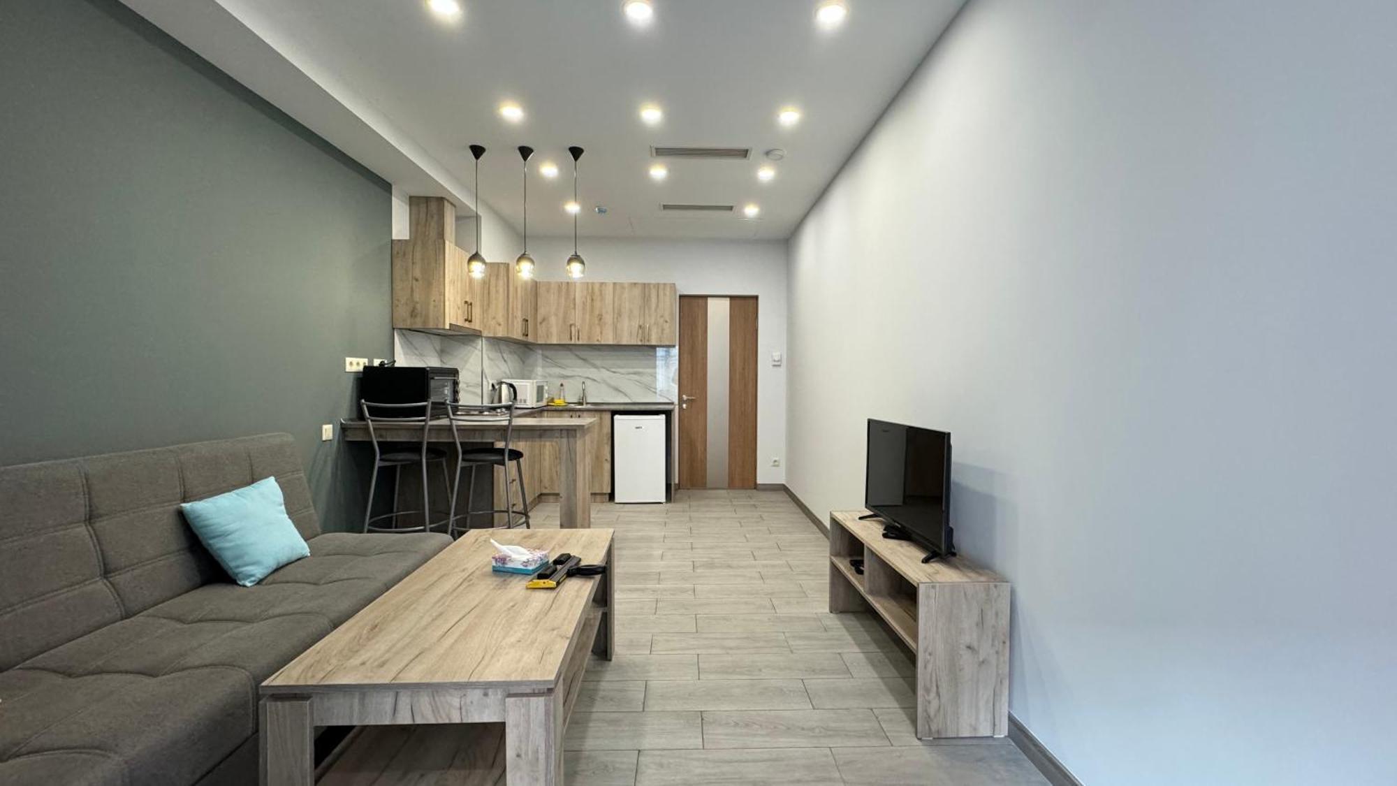Stay Inn-Apartments On Koghbatsi 16 Erivan Dış mekan fotoğraf