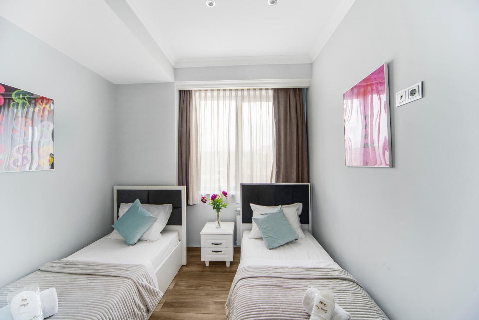 Stay Inn-Apartments On Koghbatsi 16 Erivan Dış mekan fotoğraf