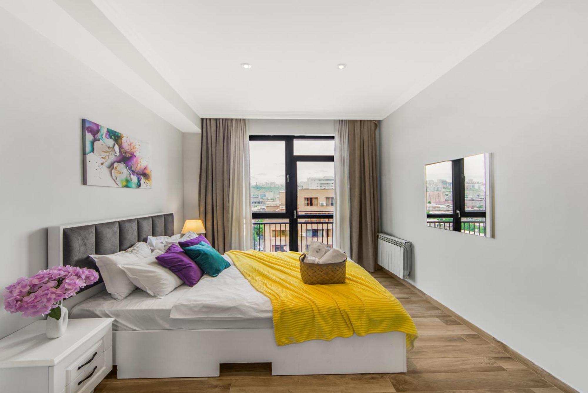 Stay Inn-Apartments On Koghbatsi 16 Erivan Dış mekan fotoğraf
