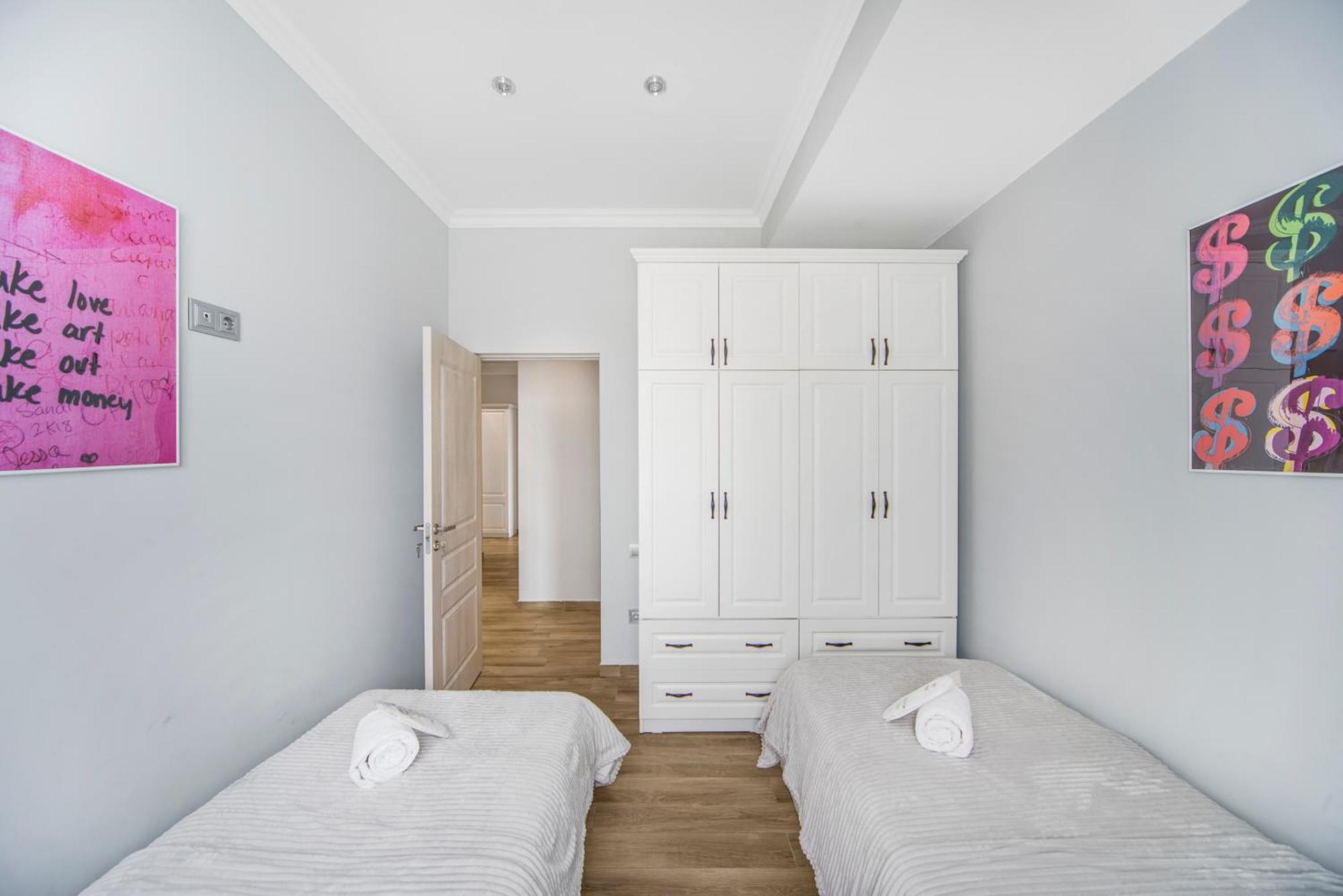 Stay Inn-Apartments On Koghbatsi 16 Erivan Dış mekan fotoğraf